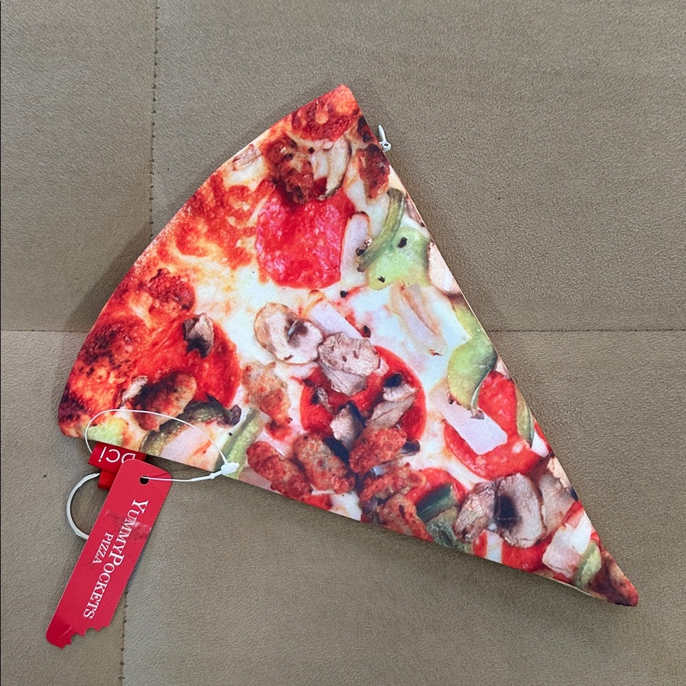Yummy pockets pizza zippered pouch NWt